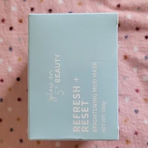 Glow on 5th Beauty Mud Mask